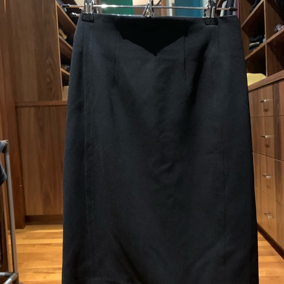 Talula babaton knee length crepe pencil skirt - Picture 2 of 5